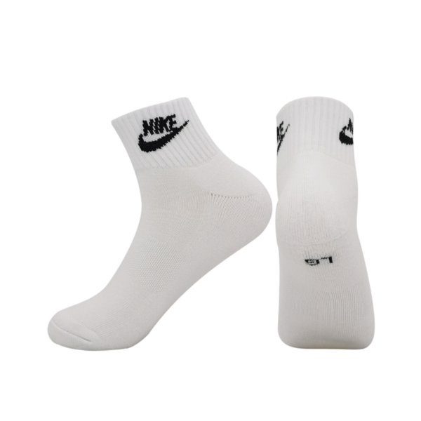 NIKE SPORTSWEAR EVERYDAY ESSENTIAL CREW SOCKS LOW CUT - Image 2